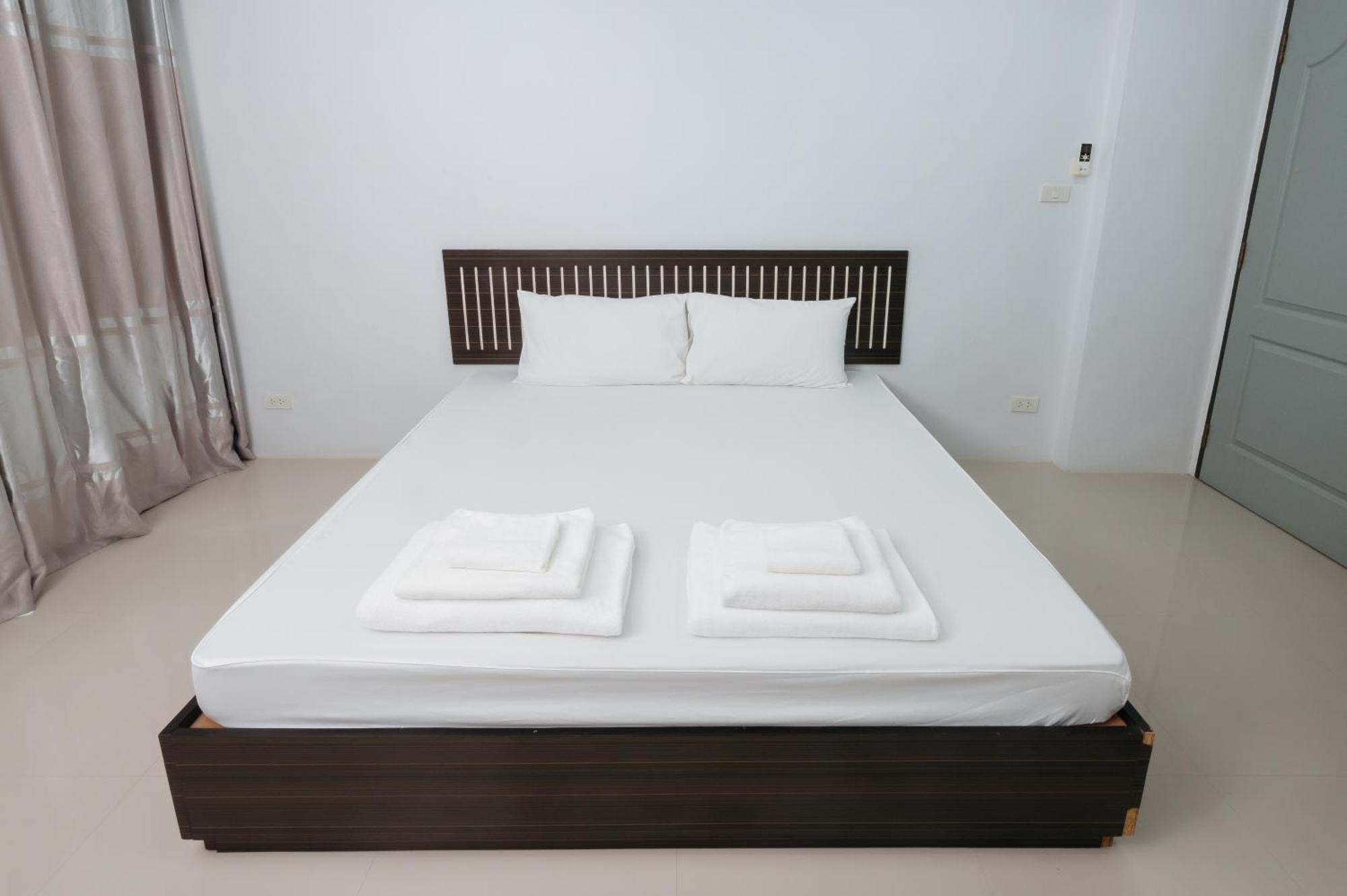 Creston Grand Hotel Suphanburi Eksteriør billede